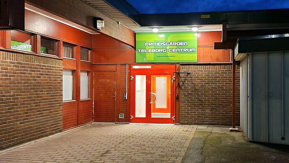 Ingången till fritidsgården på Teleborg centrumskola